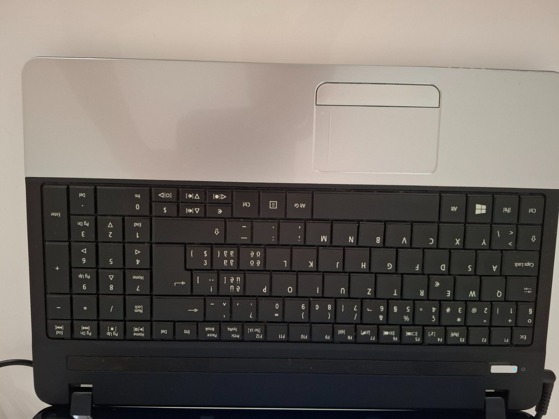 Acer Portables: Acer Aspire E1-571, Intel Core i5, 8GB RAM, Windows 11 – D'occasion à Schliern b.Köniz par Nalsa 1
