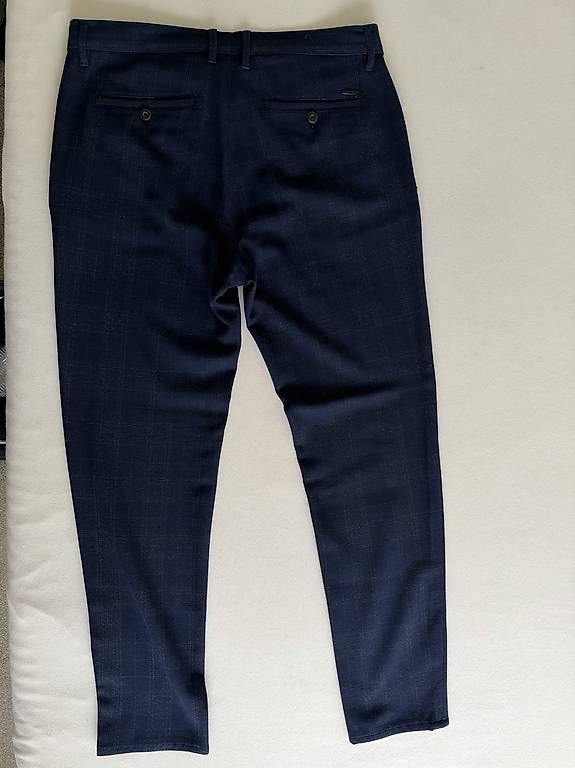 Pantaloni: Zara Herren Hose Gr. 40 – Usato da Cham venduto da selinjoe 2