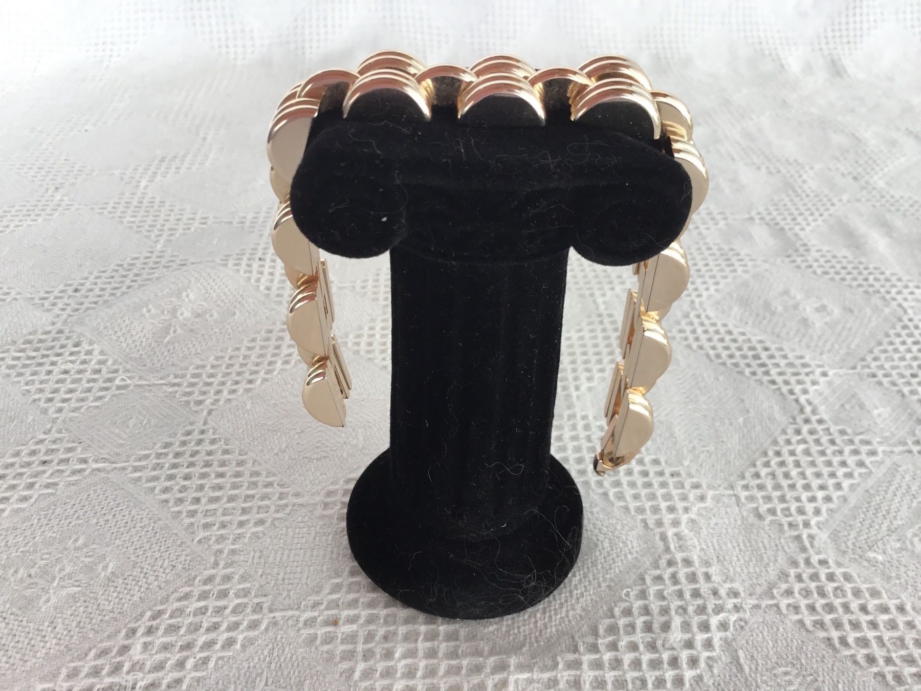 Bracciali & Braccialetti: Schönes altes Armband mit verstecktem Verschluss – Usato da St. Gallen venduto da chamilla 2