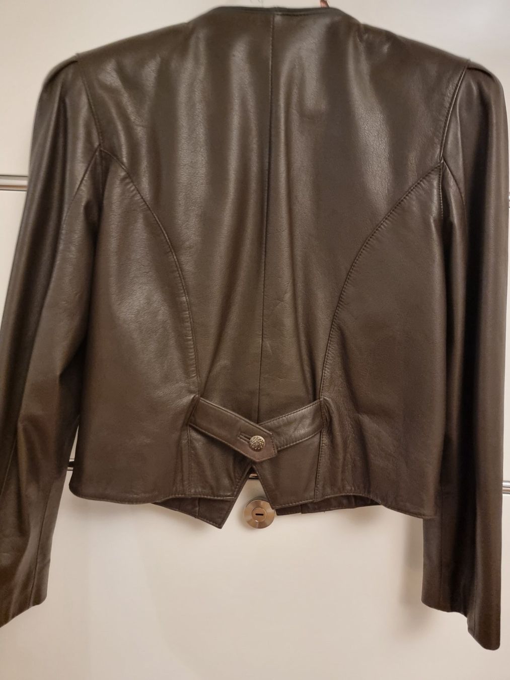 Giacche: Lederjacke mit Stickerei – Usato da Zürich venduto da Nala2811 5