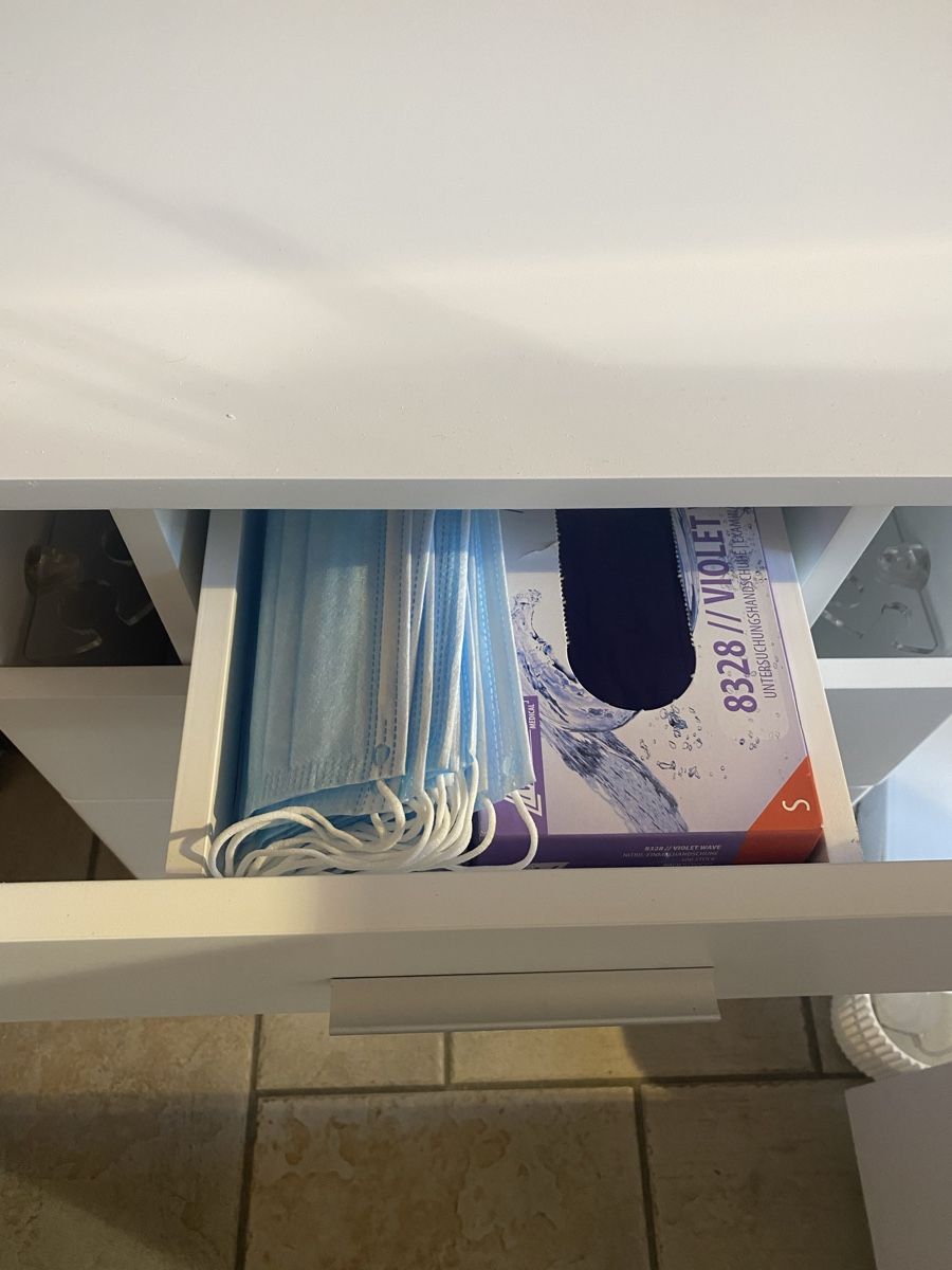 Banconi: Kosmetik -Schubladenkorpus weiss – Usato da Gundetswil venduto da Dsschaer 3