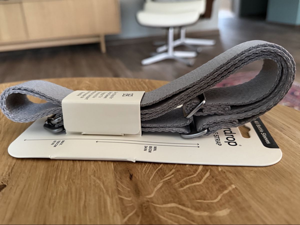 Sonstige Kleidung & Accessoires: Waterdrop Bottle Strap (Neu & unbenutzt) – Neu und originalverpackt aus Root von dnhayman 1
