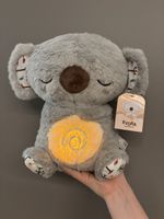 EVORA, Koala Plüschtier mit Atemfunktion, Licht & Musik 