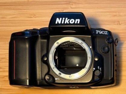 Nikon Appareil photo: Nikon F90X – D'occasion à Zürich par SalernoElia