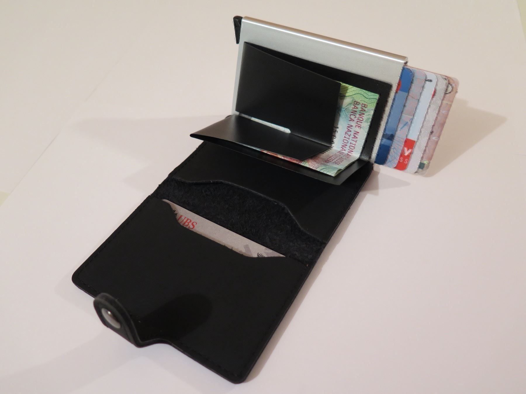 Brieftaschen: Kreditkarten RFID-Schutz/ Card Wallet L – Neu und originalverpackt aus Mollis von t-shop 6