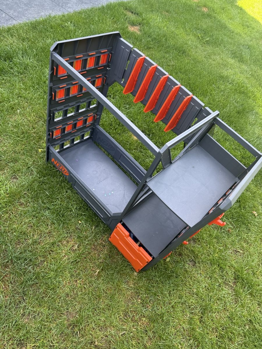 Nerf Giocattoli: Nerf Battle Arena Stunt Set 2018 Used – Usato da Pfäffikon SZ venduto da bnbllck
