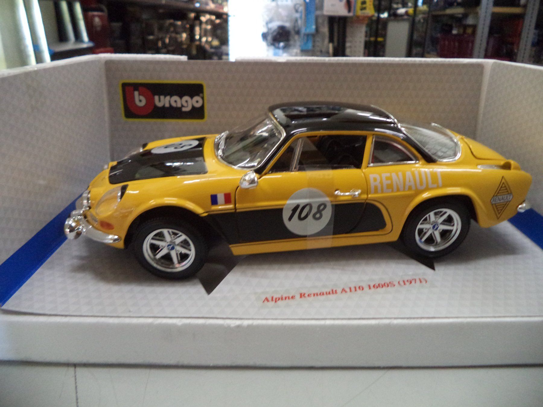 Bburago Modellini d'auto: burago Alpine Renault A110 1:18 – Nuovo e nell'imballaggio originale da Rieden AG venduto da Wirth03 1