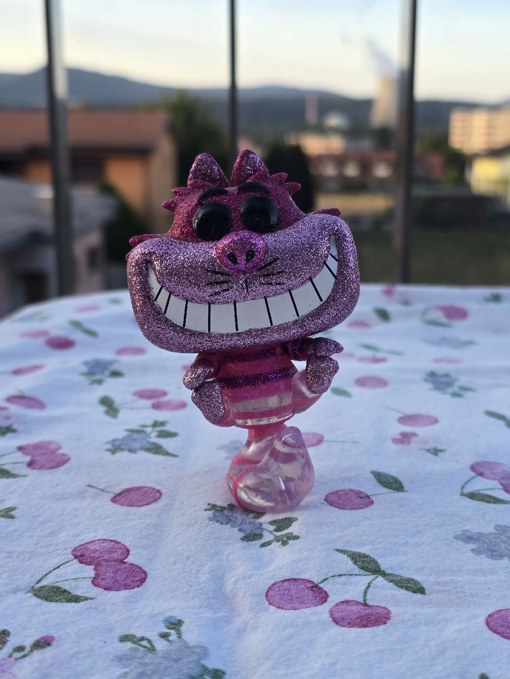 Funko Figuren: Funko Pop Cheshire Cat Glitzer Diamond Exclusive Disney – Gebraucht aus Dulliken von nici_minotti