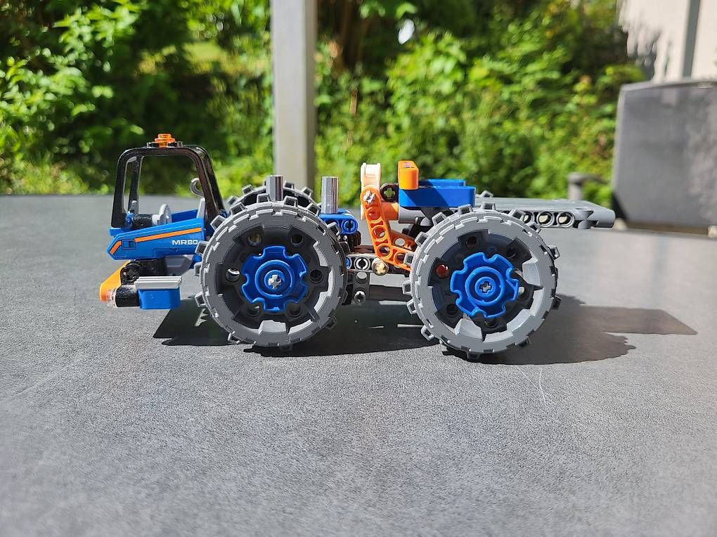 Lego Baukästen: Lego Technic 42071 dozer compacter – Gebraucht aus Adliswil von Swiss_Coolio