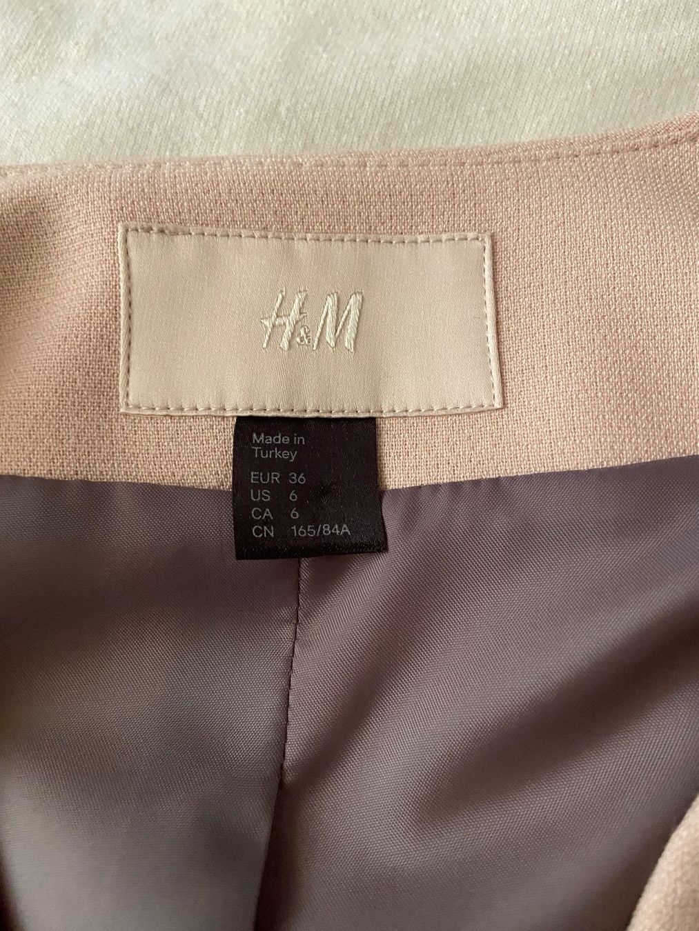 H&M Jacken: Eleganter Blazer von H&M – Neu (gemäss Beschreibung) aus Unterengstringen von bar_rh5f 2
