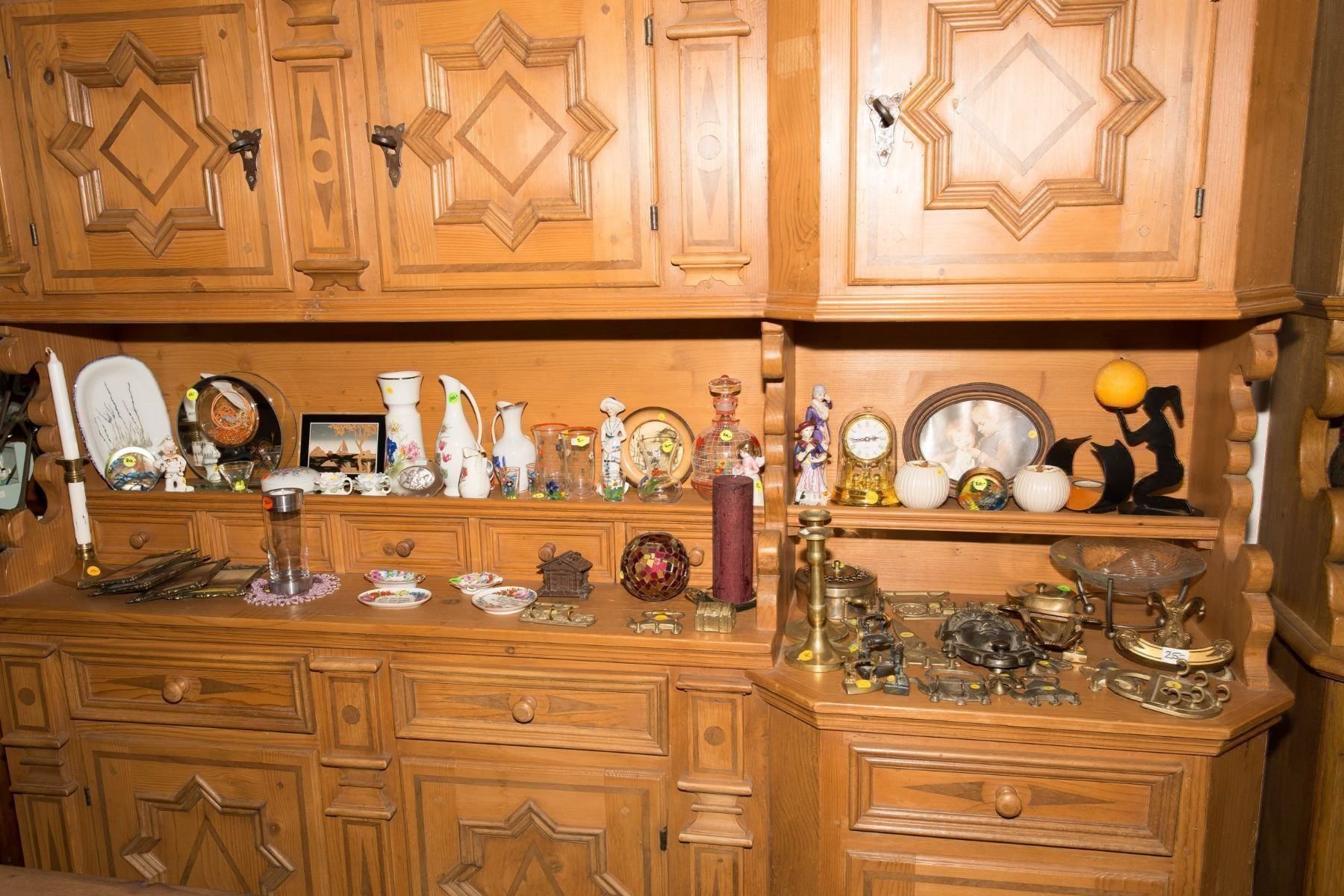 Credenze: Bündner Buffet Tanne eingelegt, Barock – Usato da Koblenz venduto da Rbaldinger54 1