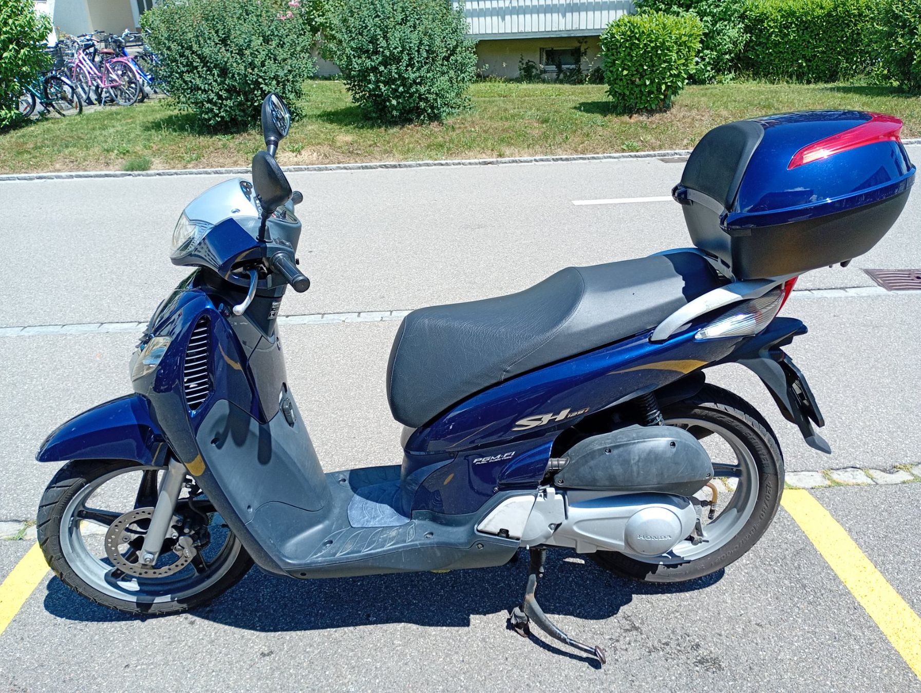 Honda Scooters: Honda SH125 – Gebraucht aus Eschenbach SG von Honi01 1