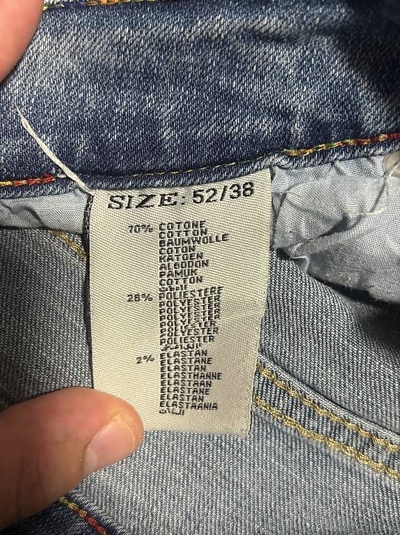 Jeans: Jeans con strappi – Gebraucht aus Viganello von ale_8pc5 1
