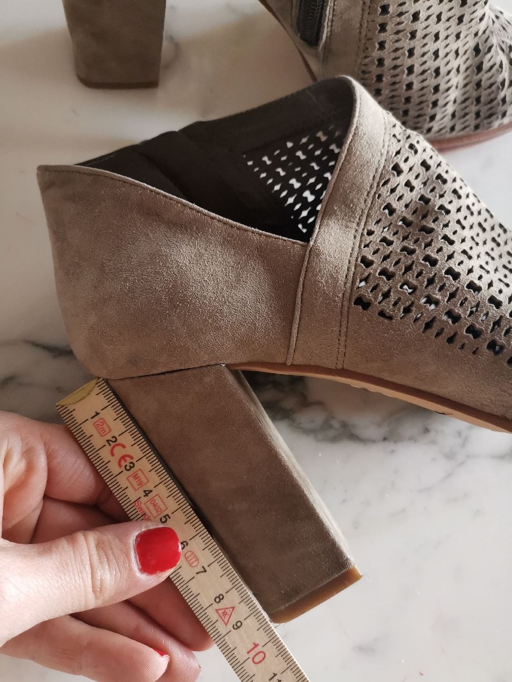 Damenschuhe: Vince Camuto Pumps – Gebraucht aus Uerikon von pink_flamingo 1