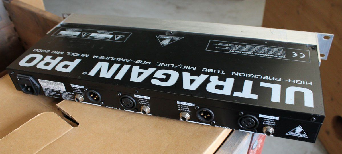Behringer Strumenti musicali: Behringer Ultragain Pro – Usato da Uetendorf venduto da Cherry2015 2