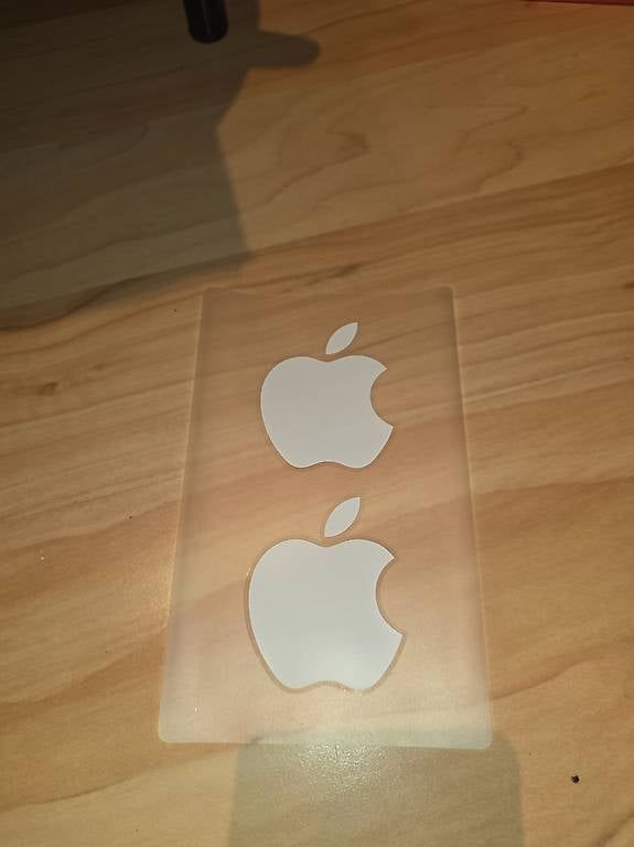 Aufkleber: 2 Apple Sticker – Gebraucht aus Libingen von tho_ku