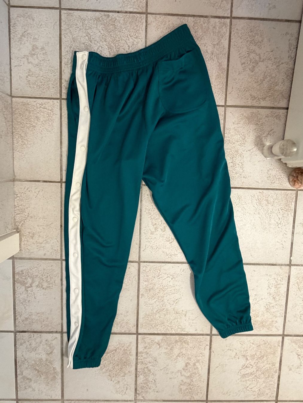 Nike Pantaloni: Nike Track Pants, Gr. M, Top Zustand – Usato da Zürich venduto da fresh0001 3