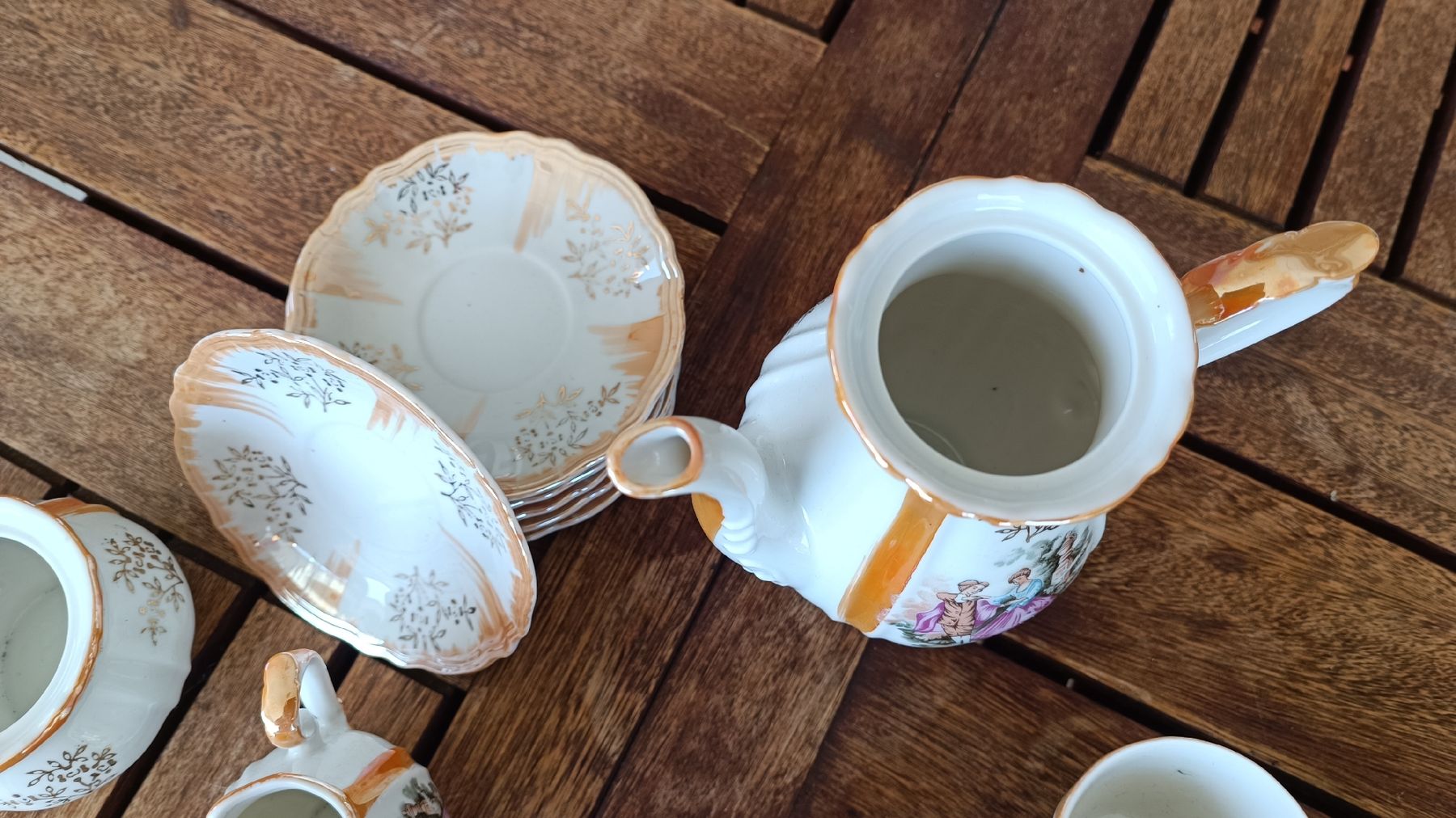 Set di piatti: LETZTANGEBOT: Romantisches Kaffeeservice 6-teilig – Usato da Baden venduto da zuppel 2