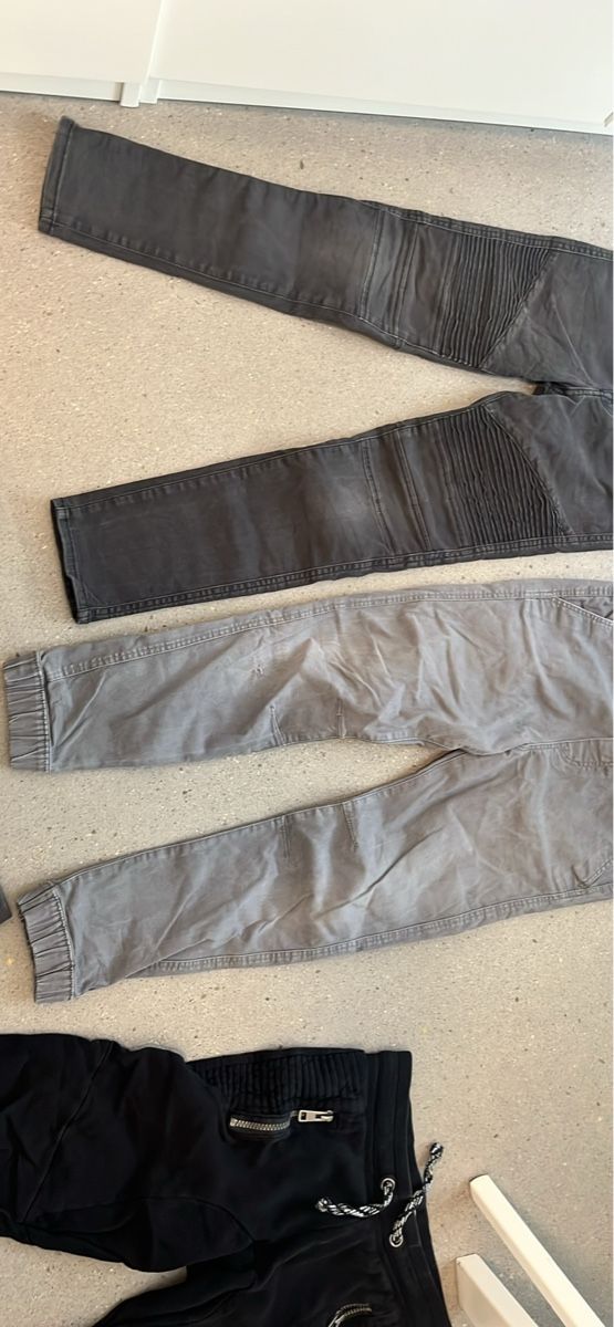 Pantalons: Jungshosen 140 – D'occasion à Dottikon par kat_jk9m 2