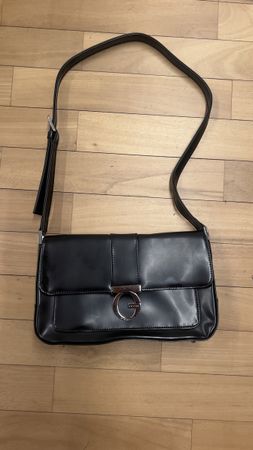 Borsa Guess usata