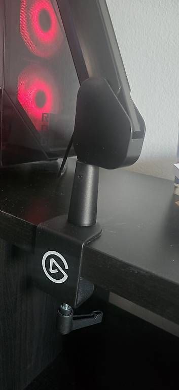 Elgato Microfoni: Micro elgato wave 3 + bras – Usato da Neuchâtel venduto da bap_k98s