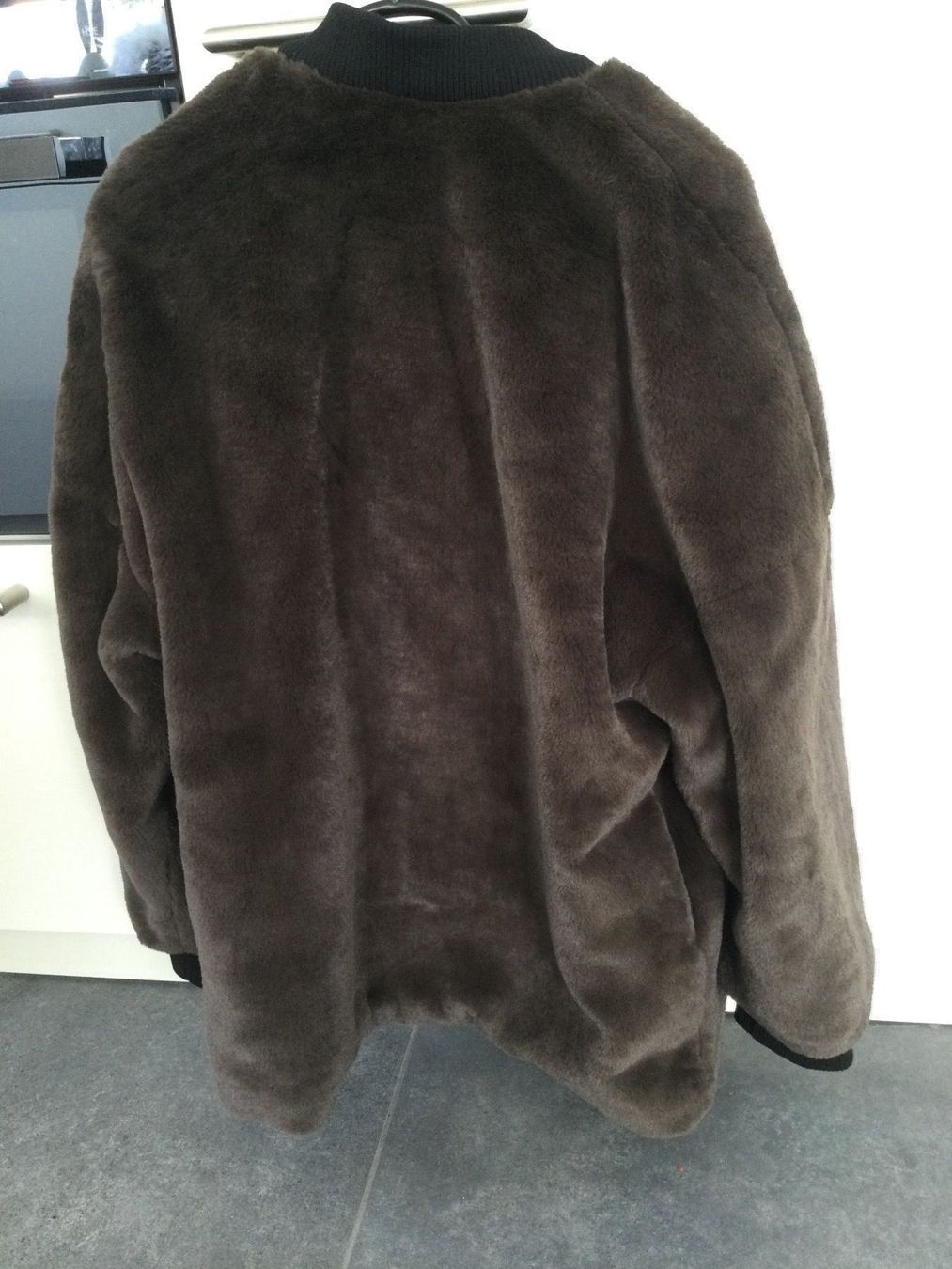 Only Giacche: Neue, warme, flauschige Jacke – Nuovo e nell'imballaggio originale da Erlinsbach SO venduto da Adica 1