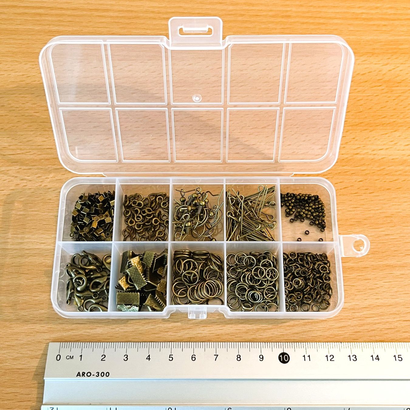 Kit bricolage: Schmucksortierbox mit Zubehörteilen bronzefarben – Usato da Amlikon-Bissegg venduto da riestig 1