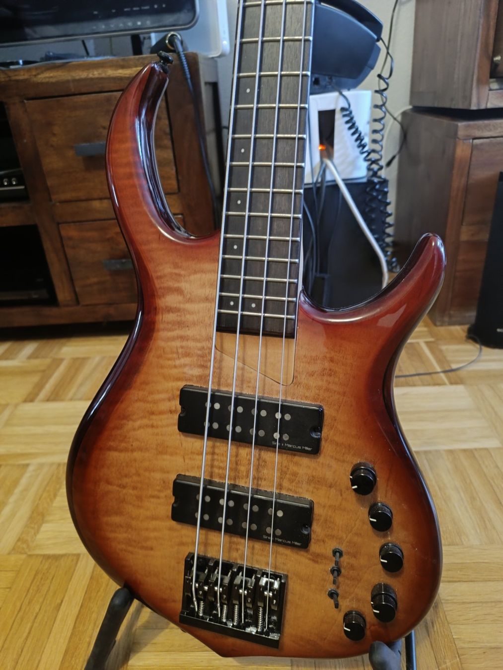 Musikinstrumente: Marcus Miller M7 - 4 Seite – Gebraucht aus Basel von pas_9ldh 1
