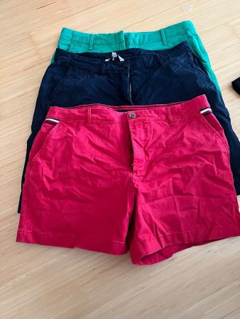 3x Damen Shorts, Tommy Hilfiger, versch. Farben, 12 grösse