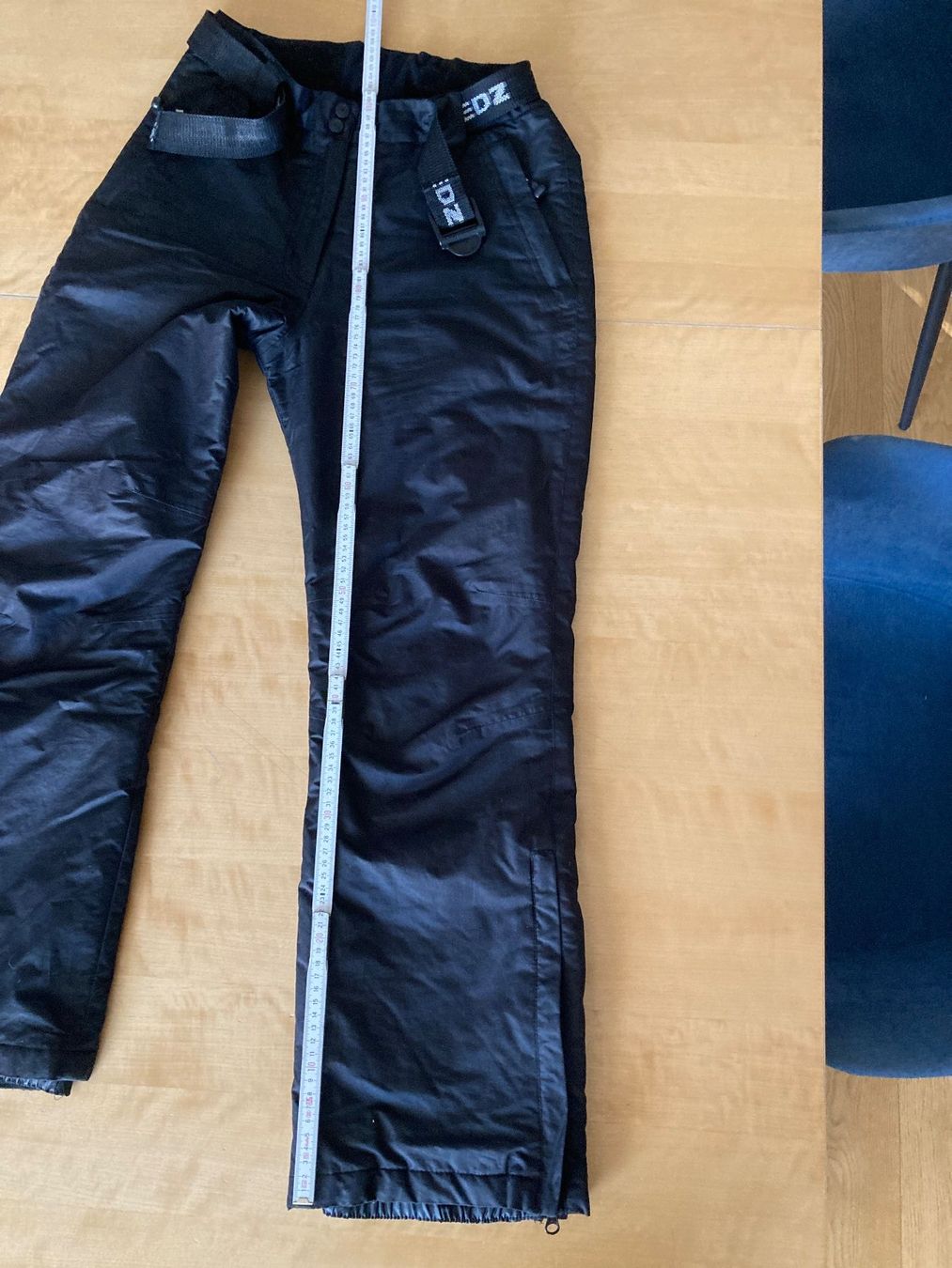 Anzüge, Sport- & Funktionsanzüge: Snowboard/Ski Anzug S/38 – Gebraucht aus Boudry von Igiam 6