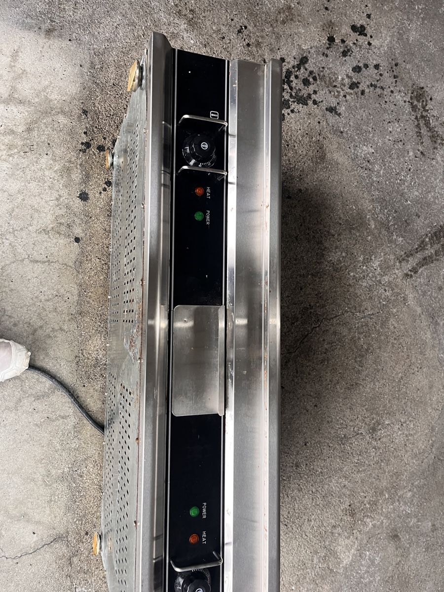 Griglie: Professionelle Grillplatte! – Usato da Lütschental venduto da Cisco3124 3
