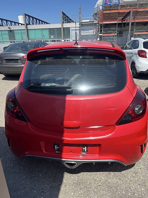 Automobili: Opel Corsa OPC / Export  – Usato da St-Aubin FR venduto da DFerreira13 2
