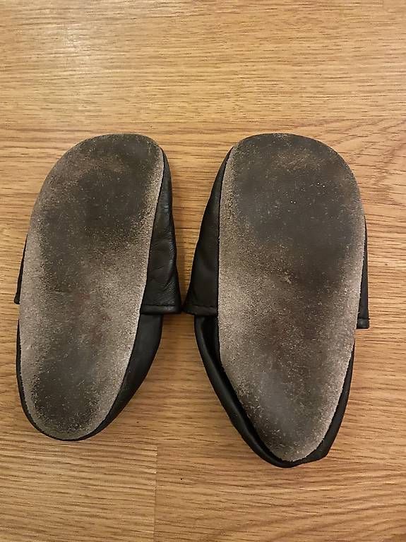 Schuhe für Jungen: Lederfinken / Hausschuhe länge 18 – Gebraucht aus Murten von ka_koen 1
