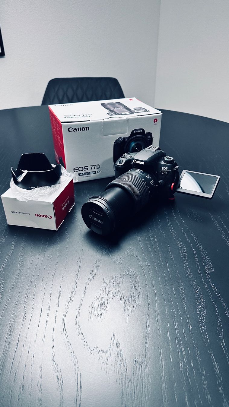 Canon Fotocamera: Canon EOS 77D + 18-135mm IS STM – Usato da Lengnau BE venduto da Dali. 7