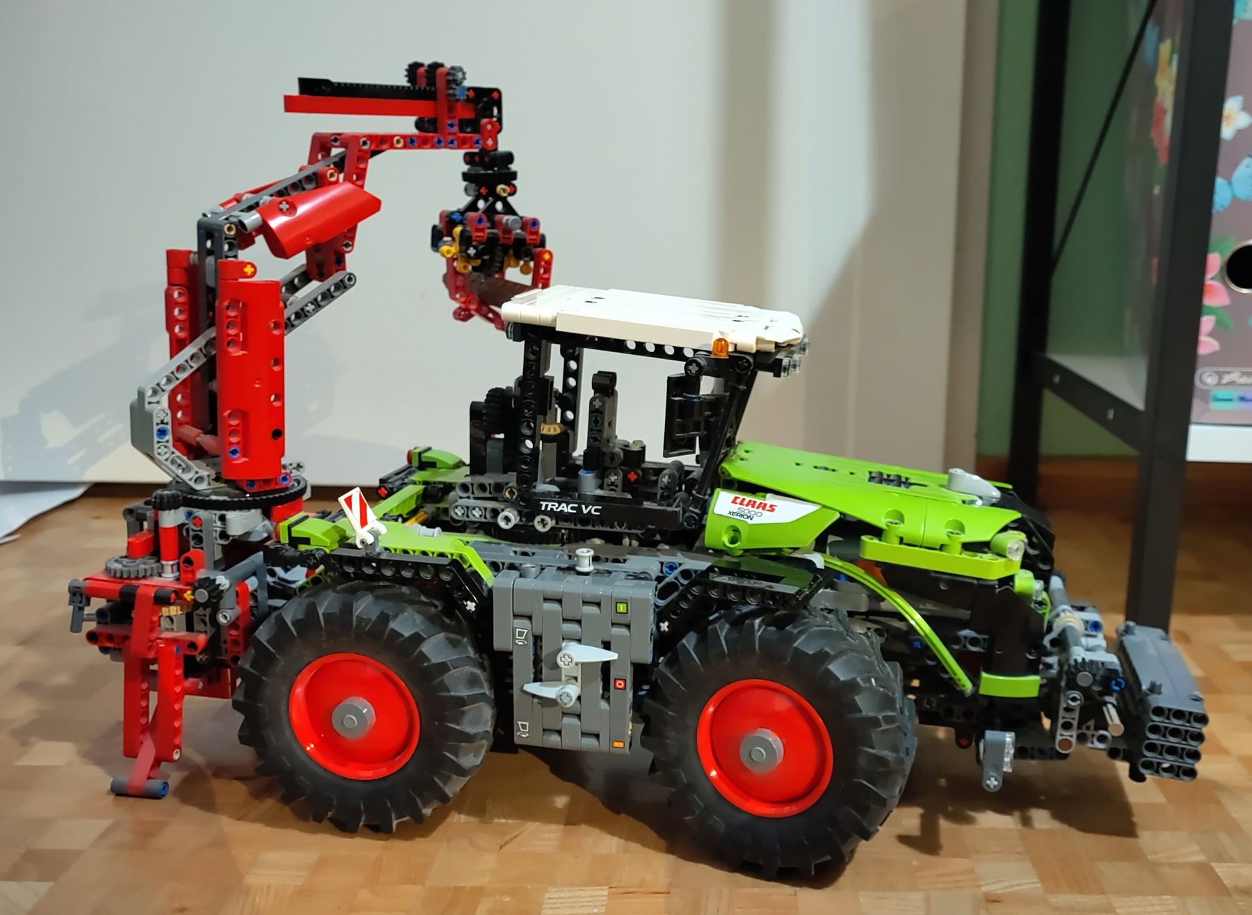 Lego Giocattoli: LEGO Technic 42054 Claas Xerion Traktor – Usato da Walenstadt venduto da risoluto