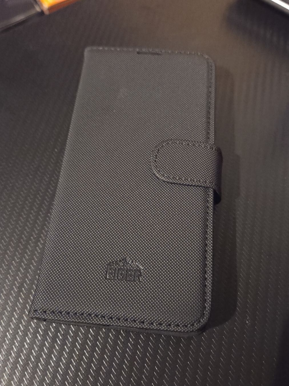 Eiger Cover & Protezioni schermo: Samsung S25+ Klapphülle (EIGER) – Nuovo (secondo la descrizione) da Sissach venduto da Legotechnicfreund