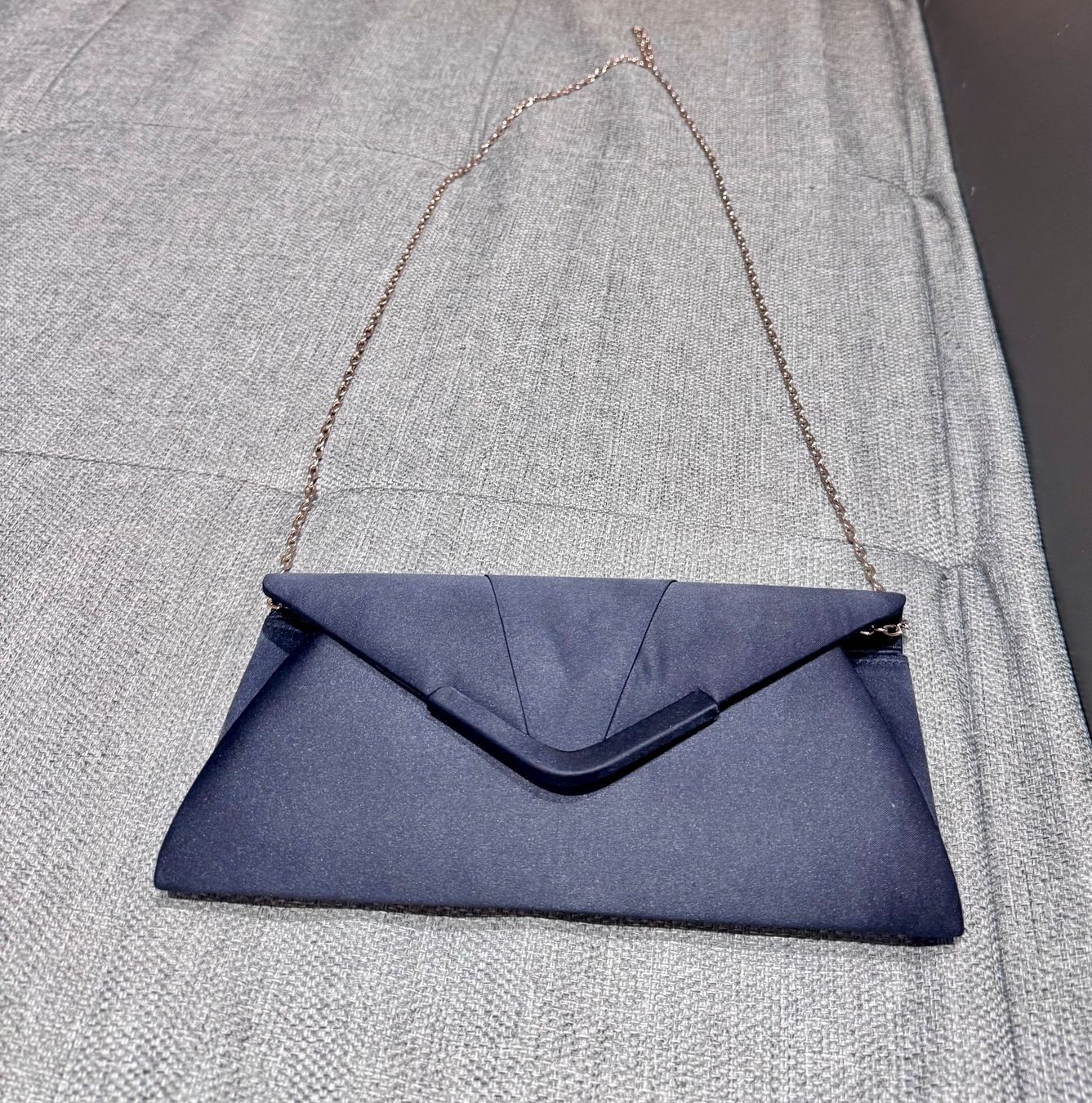 Taschen für Damen: Dunkel blau Abendtasche  24/11cm – Gebraucht aus Seon von kst_d7jh