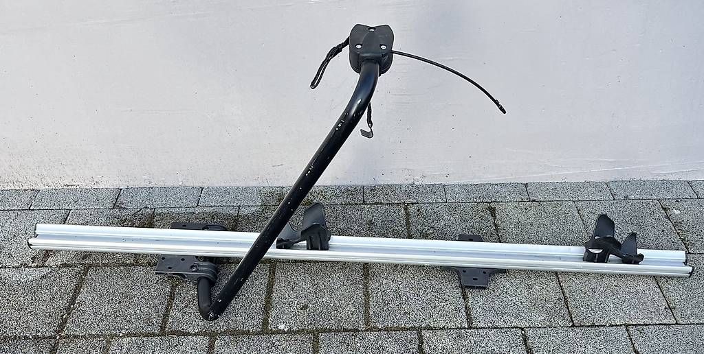 Alle Autoersatzteile: Mercedes Velo Träger  – Gebraucht aus Beinwil am See von peety 3