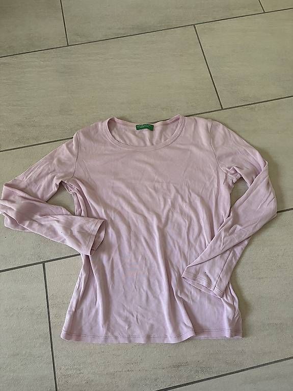 Pullover & Sweatshirts: Langärmliges Oberteil  – Gebraucht aus Niederhasli von log_5ffv