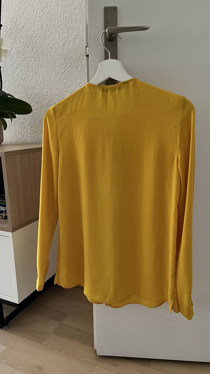 Zara Blusen: Elegantes Hemd Zara – Neu (gemäss Beschreibung) aus Bern von PrettyLittleWindow 1