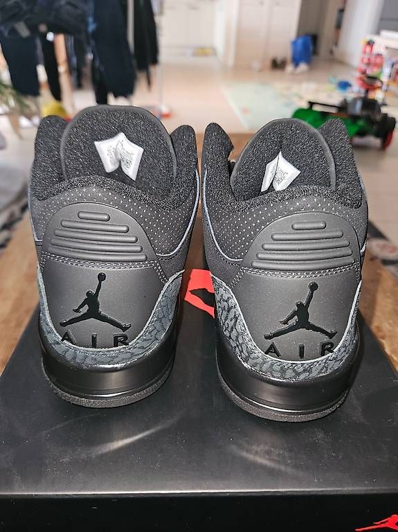 Scarpe da uomo: Jordan 3 Black Cat. US 10,5 – Usato da Oberentfelden venduto da pun_d7vt 1