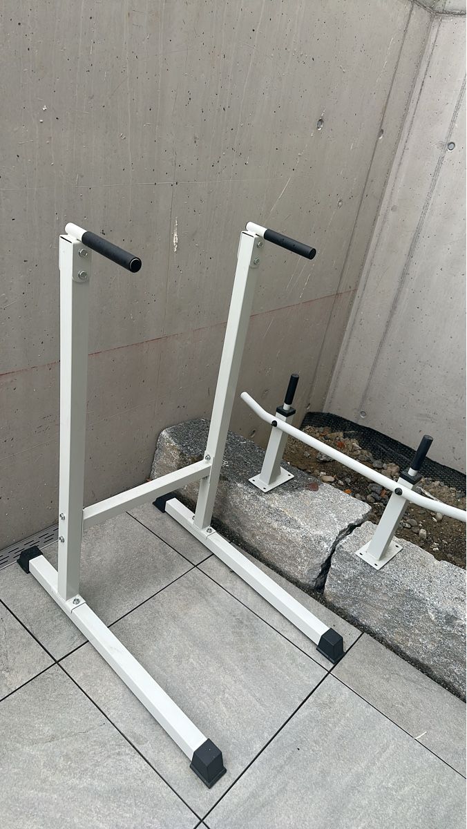 Vélos d'appartement: Dip station and pull up bar white – D'occasion à Affoltern am Albis par AberBitteMitSahne