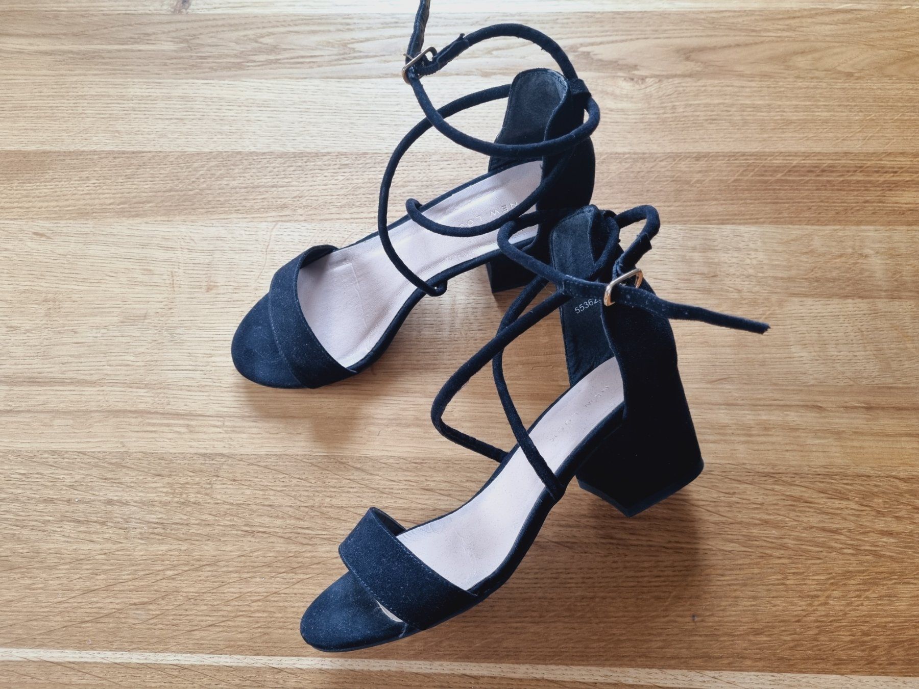 New Look Damenschuhe: Damensandalen, New Look, Gr.36 – Gebraucht aus Uetikon am See von Zimetstern1.0 2