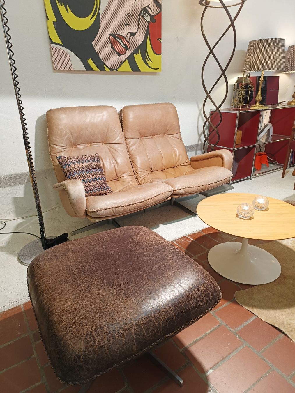 De Sede Divani: Vintage De Sede S 231 James Bond Sofa – Usato da Winterthur venduto da style-and-design.zrh