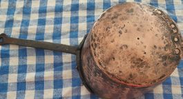 Antica casseruola in rame massiccio - affare