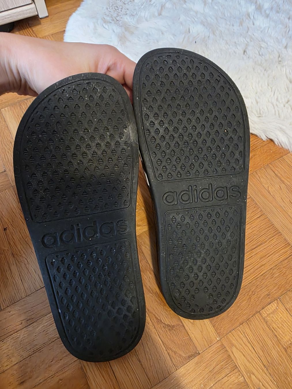 Adidas Scarpe da uomo: Adidas Badeschuhe, Gr. 34 – Usato da St Gallen venduto da vir_5kgt 2