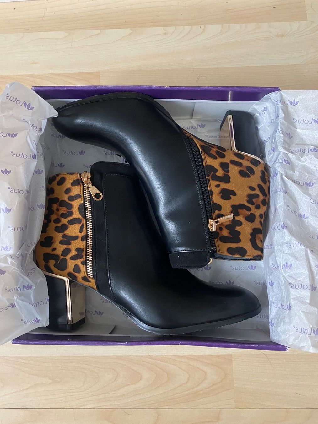 Scarpe da donna: Leopard print boots UK8 – Nuovo (secondo la descrizione) da Safenwil venduto da rgs_tg62 5