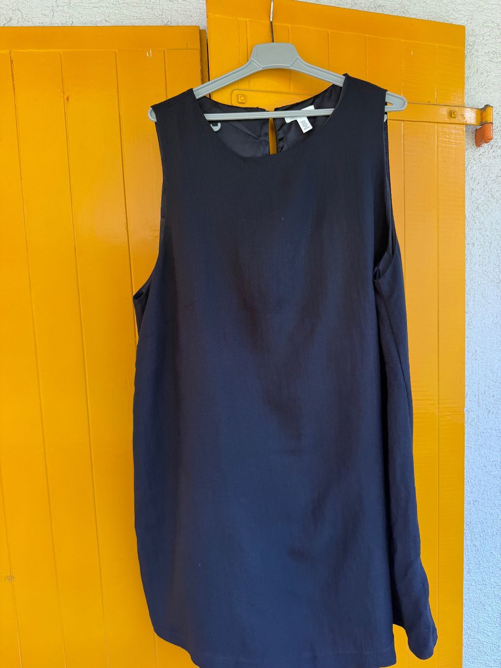 H&M Vestiti: H&M Kleid Gr.XL – Nuovo (secondo la descrizione) da Zermatt venduto da cacador