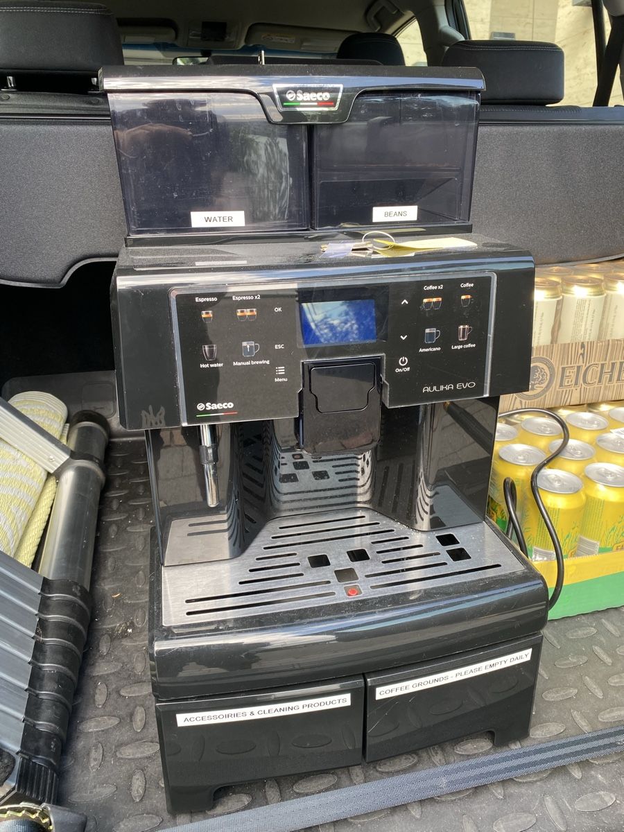 Saeco Macchine per caffè & Macchine per espresso: Saeco Vollautomatis Kaffeemaschine Büro oder Geschäft – Usato da Birrwil venduto da Bendegriz