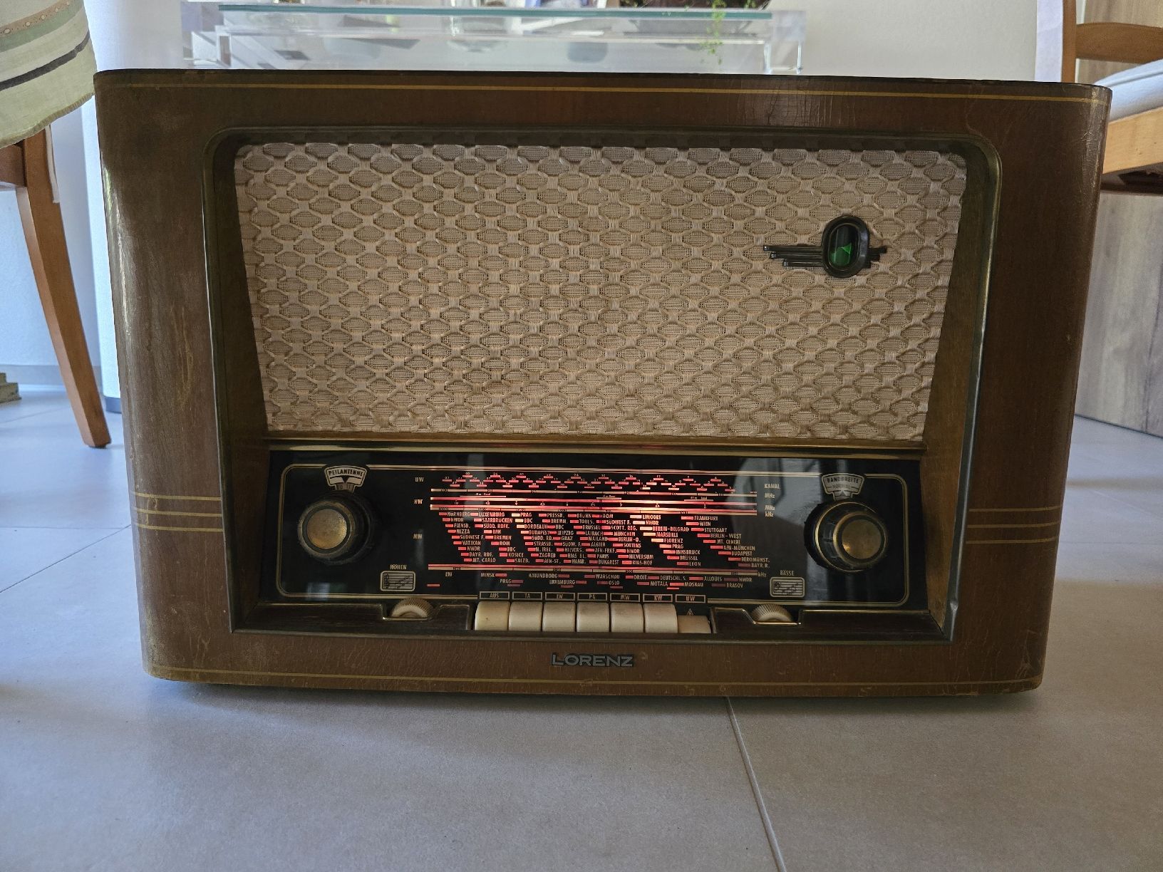 Schaub Lorenz Radios: Radio TSF Export-Modell Schweiz" – Défectueux à Vouvry par Marr0 5